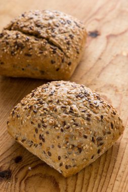 kahverengi sandviç ekmeği