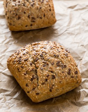 kahverengi sandviç ekmeği