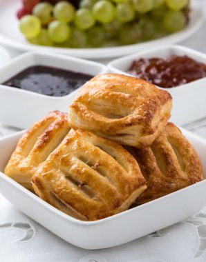 tatlı puf böreği snack