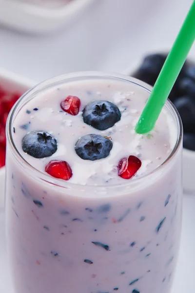 Blueberry smoothie cam — Stok fotoğraf
