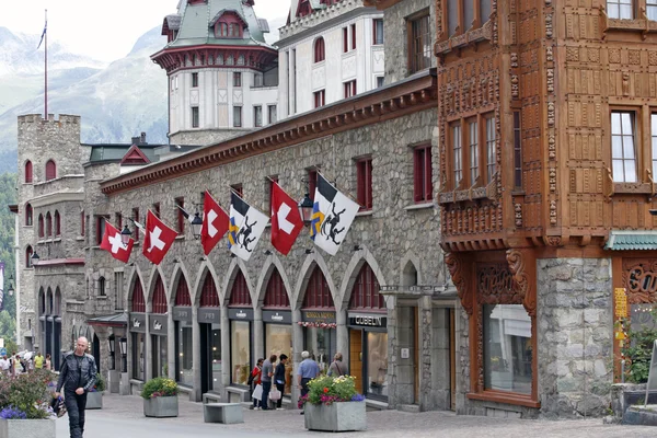 SANKT MORITZ, SWITZERLAND - AUGUST 16, 2018: Louis Vuitton store in a sunny  summer day in Sankt Moritz, Switzerland Stock Photo - Alamy