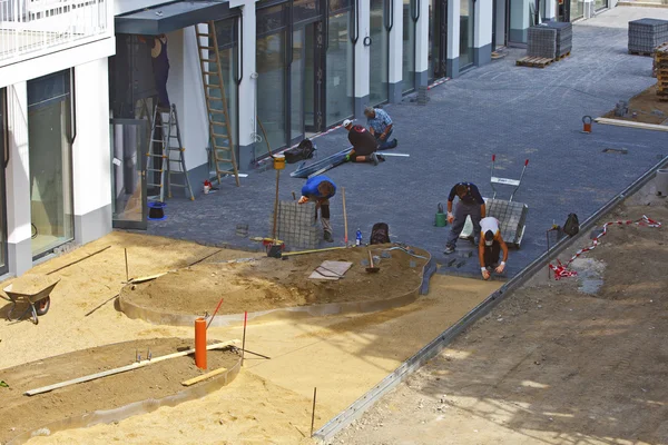 Duesseldorf, Německo - stavební dělník — Stock fotografie