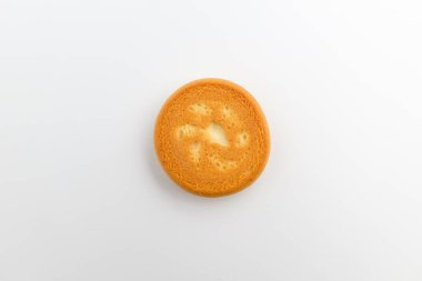 Bademli ve fıstıklı kurabiyeler. Kahverengi kurabiyeler