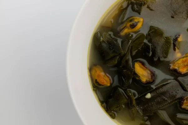 Seafood Soup Cooking Mussels Seaweed Cooking Clear Soup — Stock fotografie