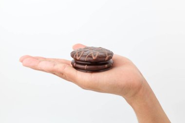 Kremalı çikolatalı ekmek. Çikolata kaplı ekmek. Tatlı tatlı