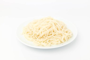 Kore eriştesi. Kore eriştesi. Çiğnenmiş ve sıkı bir doku.