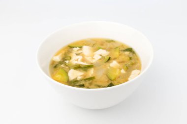 Sebzeli çorba ve tofu. Geleneksel Kore çorbası. Tatlı ve tuzlu