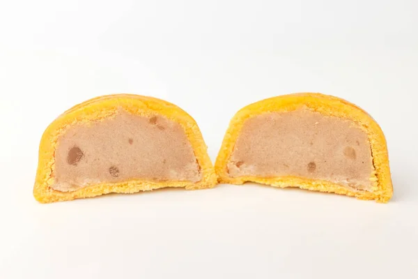 栗の堆積物でパン アジアで食べるためのデザート 栗の形をしたお菓子 — ストック写真