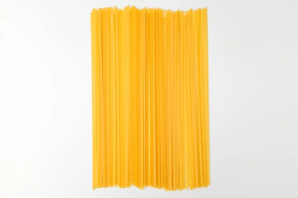 Italian Pasta Noodles Flat Thin Pasta Yellow Linguini Pasta — Zdjęcie stockowe