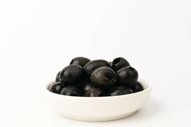 Güzel kokulu meyve. Yemek turşusu. Tuzlu ve lezzetli yiyecekler.