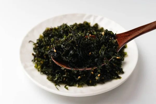 Seasoned Seaweed Sesame Seeds Dish Made Seaweed Salty Seaweed Food — Stockfoto