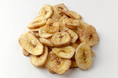 Kurutulmuş muz yemeği. Kurutulmuş meyve yemeği. Tatlı ve çıtır tatlı