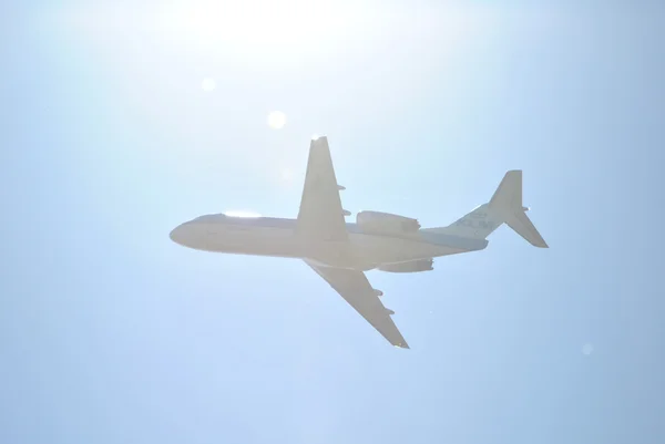 Samolot odlatujący z lotniska schiphol. Zdjęcie Stockowe