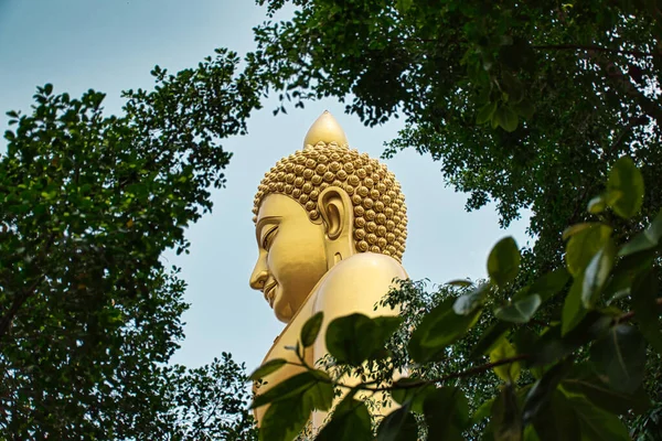 Bangkok Tailandia Abril 2021 Estatua Gigante Buda Dorada Dhammakaya Thep —  Fotos de Stock