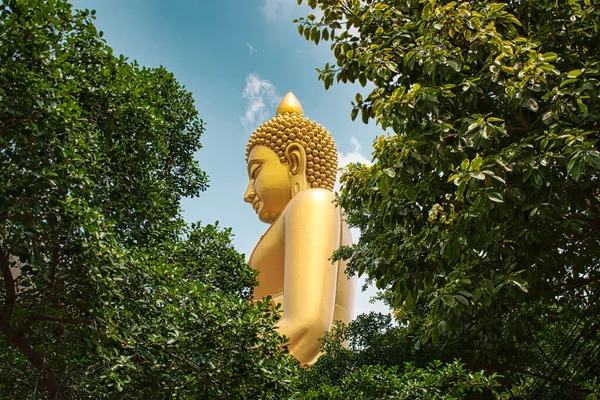 Bangkok Tailandia Abril 2021 Estatua Gigante Buda Dorada Dhammakaya Thep —  Fotos de Stock