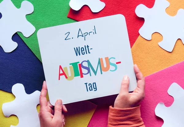 Welt Autismus Tag Ontwerp Handen Vasthouden Pagina Met Tekst Het — Stockfoto