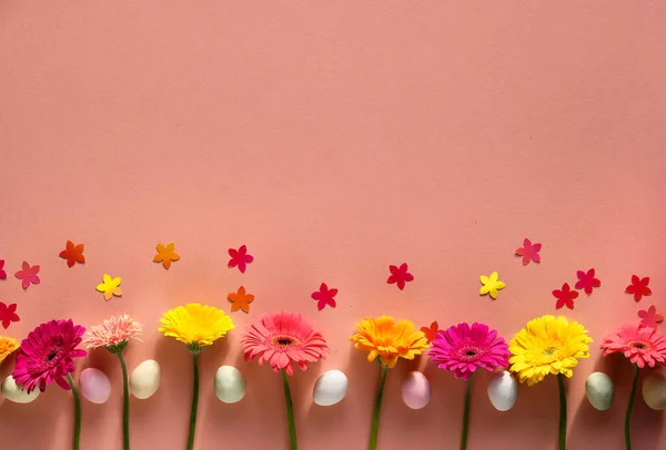 Easter Creative Border Top View Marzipan Easter Eggs Colorful Gerbera — Stock Photo, Image