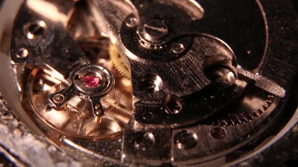 Old Classic Clock Works Automatic Movement Functioning — Video Stock