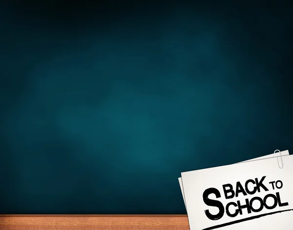 Terug naar school met schrijven op een schoolbord — Stockfoto
