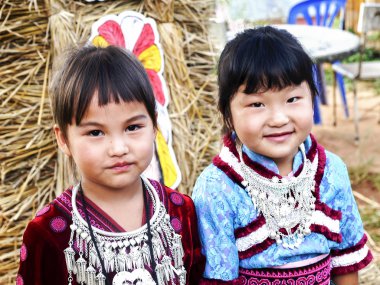 Hmong tepe kabile çocuklar
