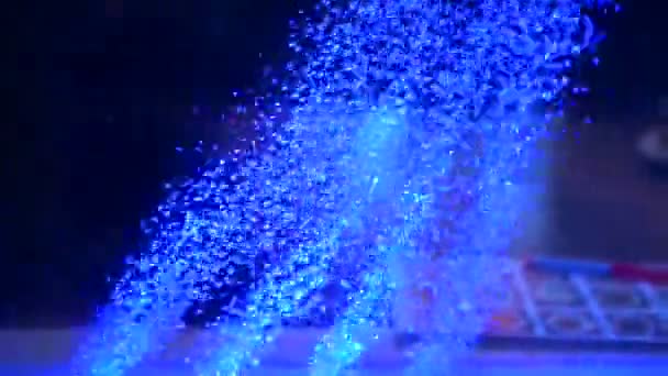 Vody bubliny rostoucí pozadí. Tryskové hlavy foukat bubliny a Led barva mění na ozdobu