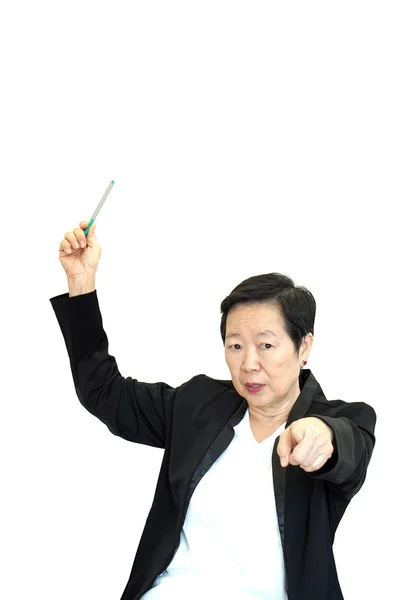 Азиатский старший бизнес-менеджер женщина расстроена и несчастна указывая на — стоковое фото