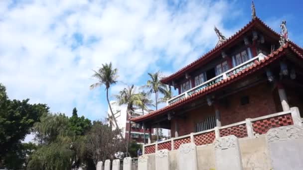 Тайнань, Тайвань - февраль 2016: Архитектурная достопримечательность Тайнань Южный город Тайнань Башня Чихкан (Форт провинция) замок — стоковое видео