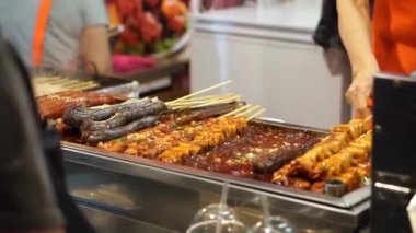 Seoul, Kore sokak gıda durak, tteokbokki, Balık hotdog, başladınız ve diğer gıda Stick