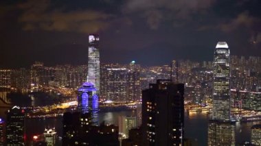 Victoria peak, Hong Kong - Nisan 2016: Timelapse dünya ünlü manzarası Hong Kong alacakaranlık gece lambası için 