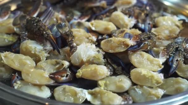 Surowy Krab Peklowany Marynowany Sosie Sojowym Ryby Azjatyckie Jedzenie — Wideo stockowe