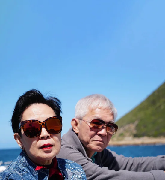 Aziatisch Senioren Paar Toeristische Veerboot Valse Baai Naar Zeehonden Eiland — Stockfoto