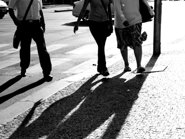 Europa turística cruzamento rua — Fotografia de Stock