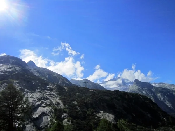 Europa Alpen, berg in de zomer — Stockfoto