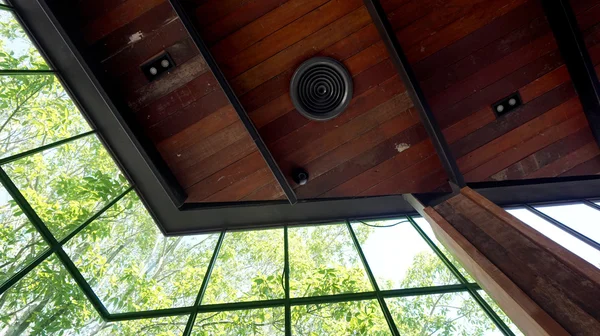 Wood window architecture — Stock Photo, Image