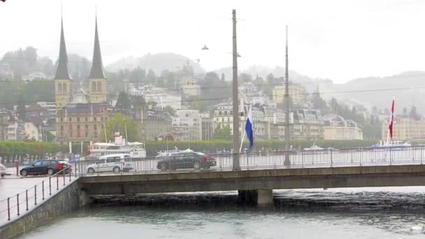 Lucerne dans les jours de pluie — Video