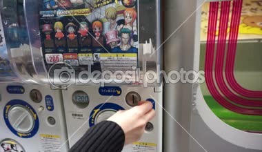 Oyuncak satış makinesi