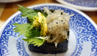 Ricefish, shirasu suşi