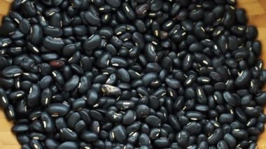 kırmızı siyah ve projenin gözyaşı çok tahıl protein yiyecek kuru fasulye