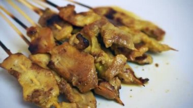 kavrulmuş domuz eti satay Tayland Malezya mutfağı