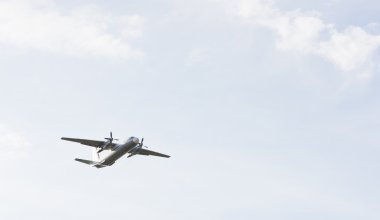 Sovyet askeri uçak An-26 taşıma