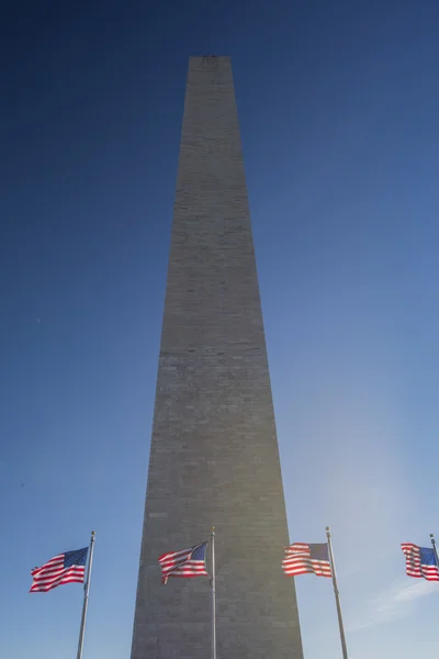 Washington Monument i dagsljus — Stockfoto