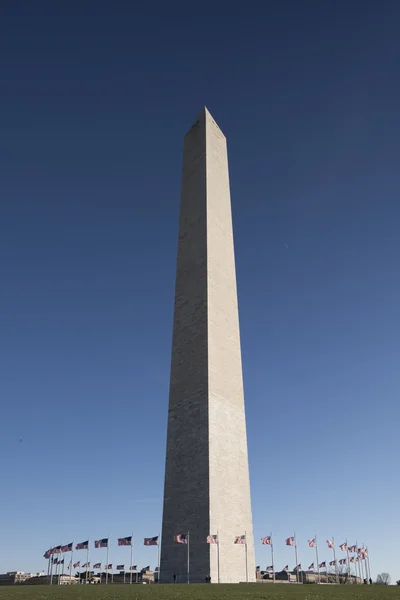 대 낮에 워싱턴 기념비 — 스톡 사진
