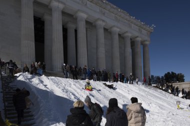 Lincoln Anıtı kış