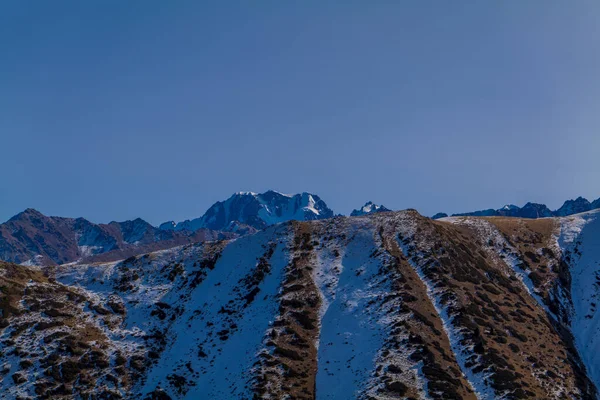 Excellente Journée Ensoleillée Dans Montagne Tian Shan Près Ville Alamty — Photo