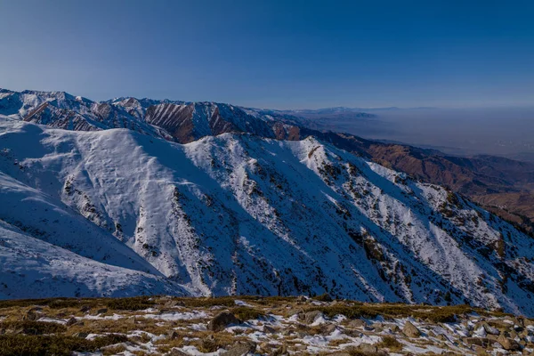 Excellente Journée Ensoleillée Dans Montagne Tian Shan Près Ville Alamty — Photo