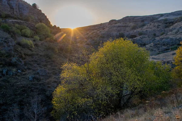 Мальовничий Вид Захід Сонця Над Горами Осінній Сезон — стокове фото