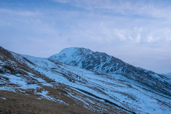 Letecký Pohled Rokle Prohodnoe Pohoří Tian Shan Poblíž Města Alamty — Stock fotografie