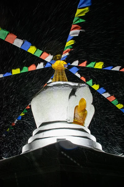 Estupa Budista Tradicional Com Bandeiras Oração Perto Lago Baikal Aldeia — Fotografia de Stock