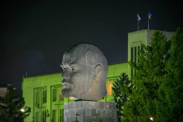 Sovjet Monument Van Vladimir Lenin Nachts — Stockfoto