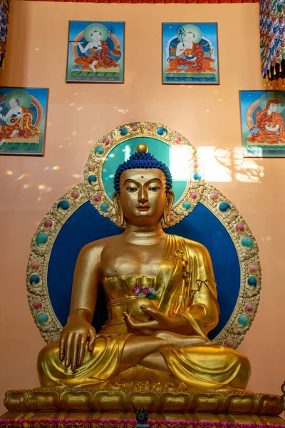 Ulan Ude Russia Febbraio 2020 Statua Oro Del Buddha Sull — Foto Stock